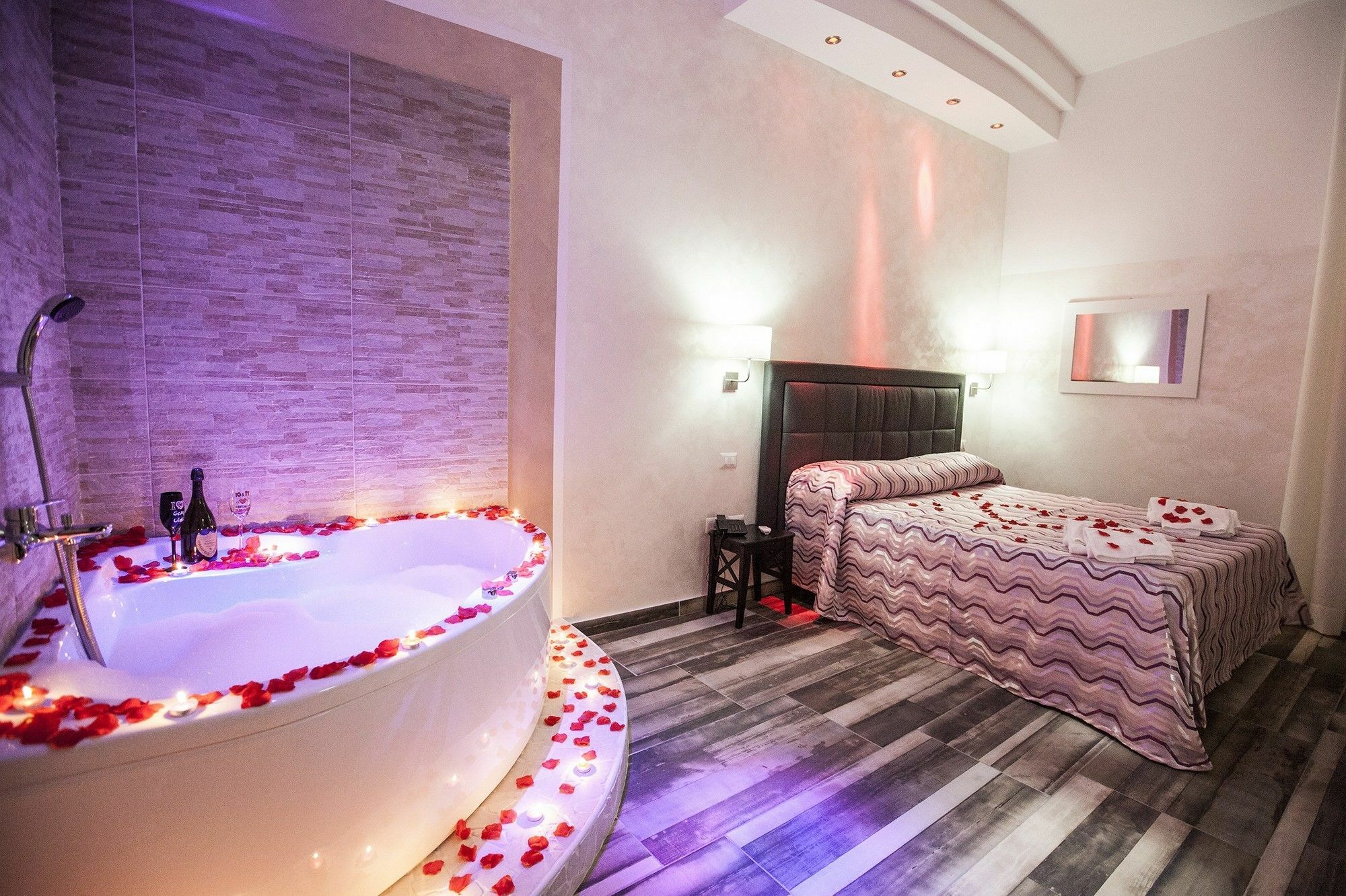 Napoli Garibaldi Square Bed and Breakfast Εξωτερικό φωτογραφία